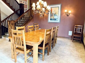 Dining - Ski-In/Out 5 BR House at Copper Mtn (Frisco)