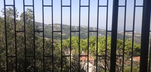 Beit Nemer Chemlan Arch house private garden sunset valley view 24/7 Electricity