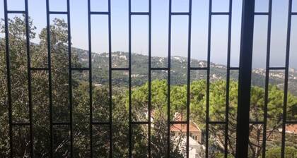 Beit Nemer Chemlan Arch house private garden sunset valley view 24/7 Electricity
