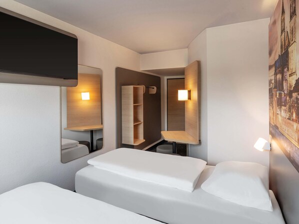 Een bureau, geluiddichte muren, gratis wifi