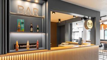 Bar (in der Unterkunft)