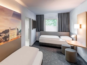 Bureau, chambres insonorisées, Wi-Fi gratuit