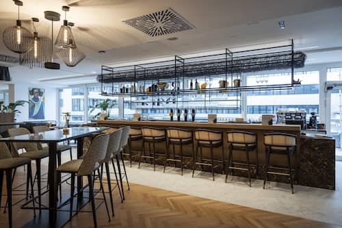 Bar (en el alojamiento)