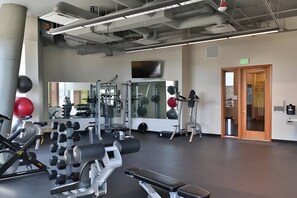 Fitness facility - 1BR | Gym, Pool | Bellevue | Sophari Towers B (Bellevue)