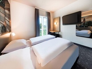 Twin Room | Soundproofing, WiFi (free) - B&B HOTEL Gotha-Hbf  (Gotha)