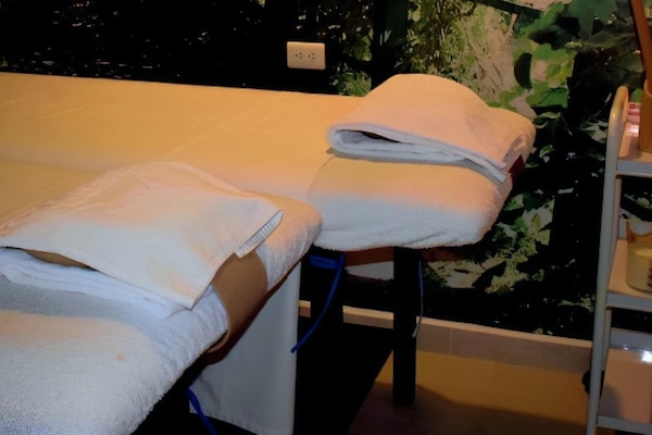 Tratamientos corporales, exfoliaciones corporales, manicura y pedicura