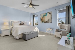 2 عدّة غرف نوم ومكواة/لوح كي وواي فاي وملاءات أسرّة