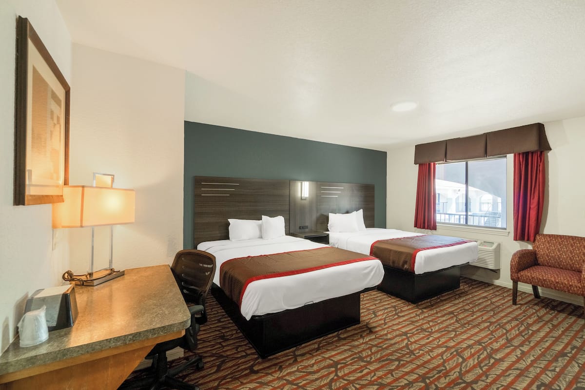 Standard Room, 2 Queen Beds, Non Smoking