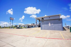 View from property - High Five Inn Killeen-Forthood (Killeen)