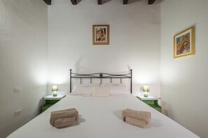 1 bedroom, iron/ironing board, bed sheets - Cozy country cottage with patio just minutes from Cagliari and Poetto (quartu sant'elena)