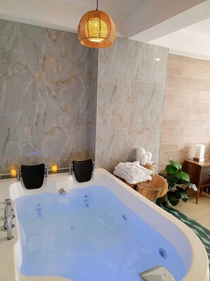 Chambre Junior | Couette en duvet d'oie, fer et planche à repasser, Wi-Fi gratuit