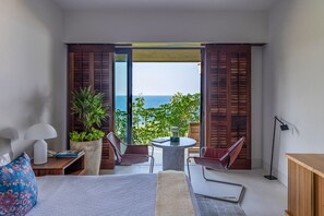 4 soveværelser, skrivebord, strygejern/strygebræt, weekendseng