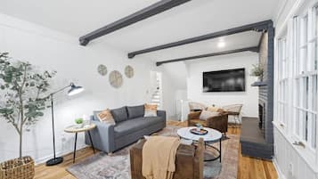 Smart TV, fireplace, offices