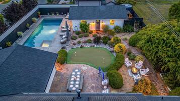 Beheizter Pool