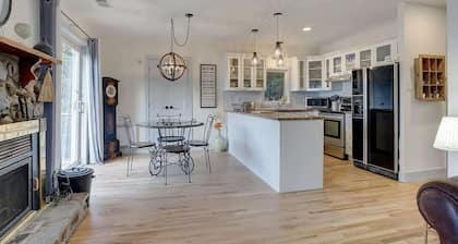 Lakeside Lovering - Spa - Le Carpe Diem