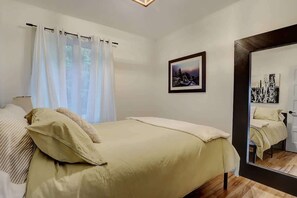 2 Schlafzimmer, Bügeleisen/Bügelbrett, WLAN, Bettwäsche