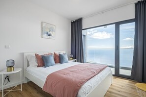 2 bedrooms, iron/ironing board, travel crib, free WiFi