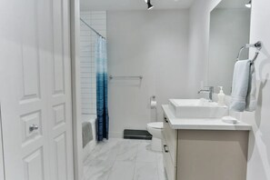 Shower - Condo LE 4 ½ (Bromont)