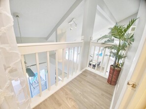 Interior - Modern Tranquility In Katy Tx - Arcade Room & Pool (Houston)
