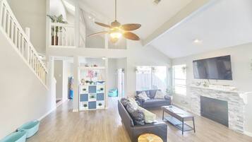 Rumah, 3 kamar tidur, kolam renang pribadi, pemandangan kolam renang | Area keluarga | Buku