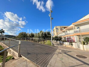 Property grounds - in front of the sea with incredible views from terrace (Cambrils)
