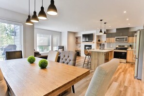 Dining - Condo LE 6 ½ (Bromont)