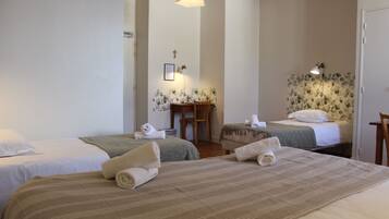 Bureau, chambres insonorisées, Wi-Fi gratuit