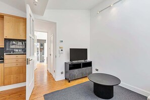 Interior - Beautiful One-Bedroom Apartment In Central London (London)