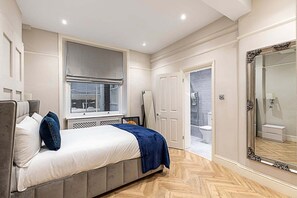 2 Schlafzimmer, Bügeleisen/Bügelbrett, Internetzugang, Bettwäsche