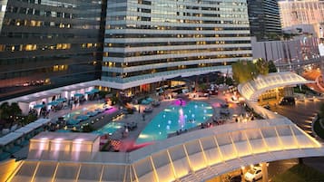 Seasonal outdoor pool, open 10:00 AM to 5:00 PM, cabanas (surcharge)