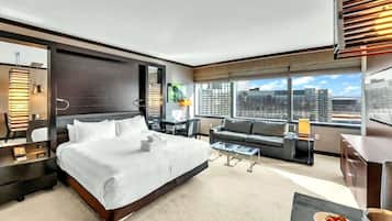 Premium-studiosviitti | Ylelliset vuodevaatteet, pillowtop-patjalliset sängyt