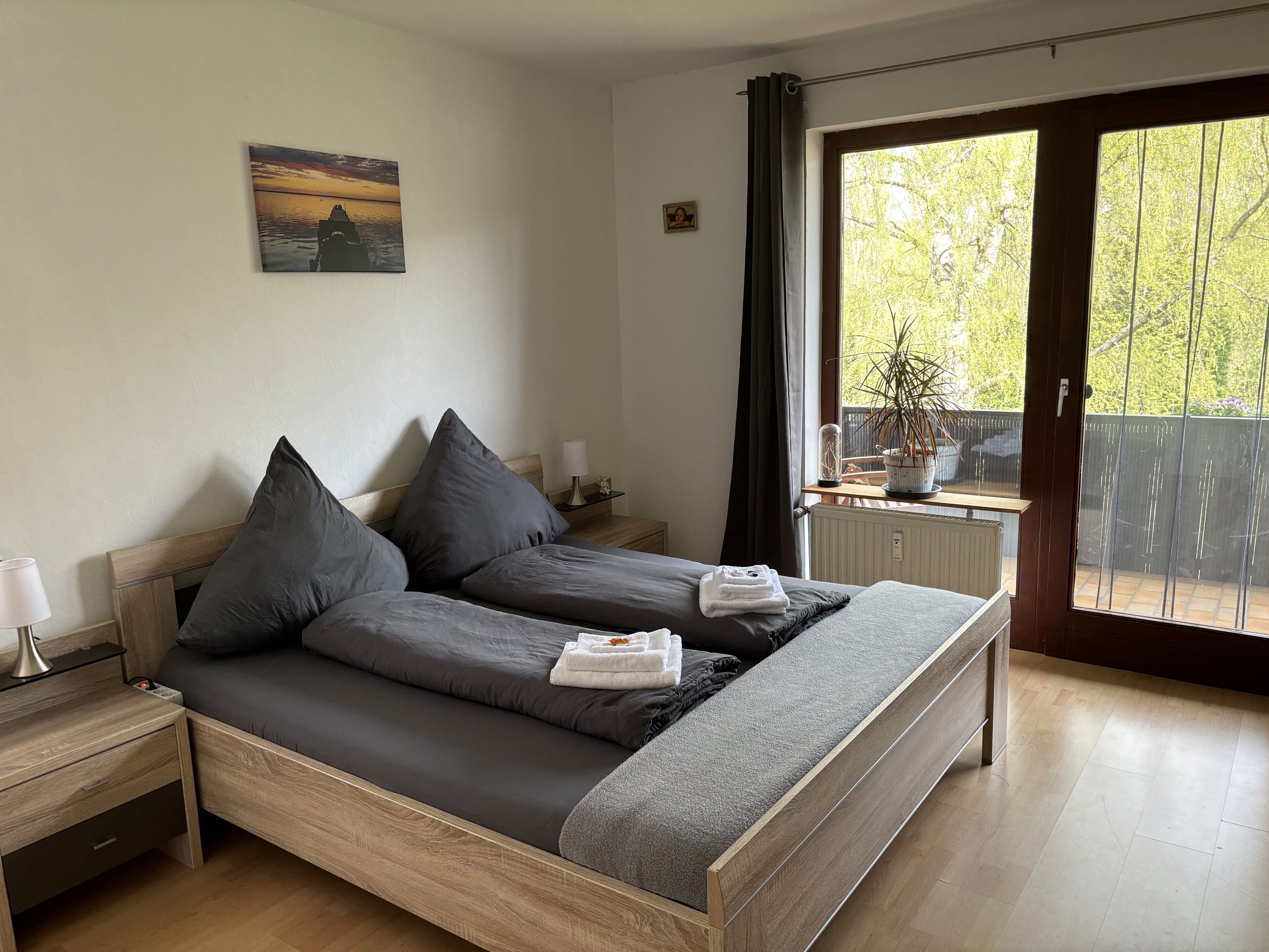 1 多间卧室、免费 WiFi、床单