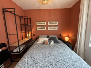 Bügeleisen/Bügelbrett, WLAN, Bettwäsche