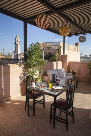 Free daily full breakfast  - Riad Atrium (Marrakech)