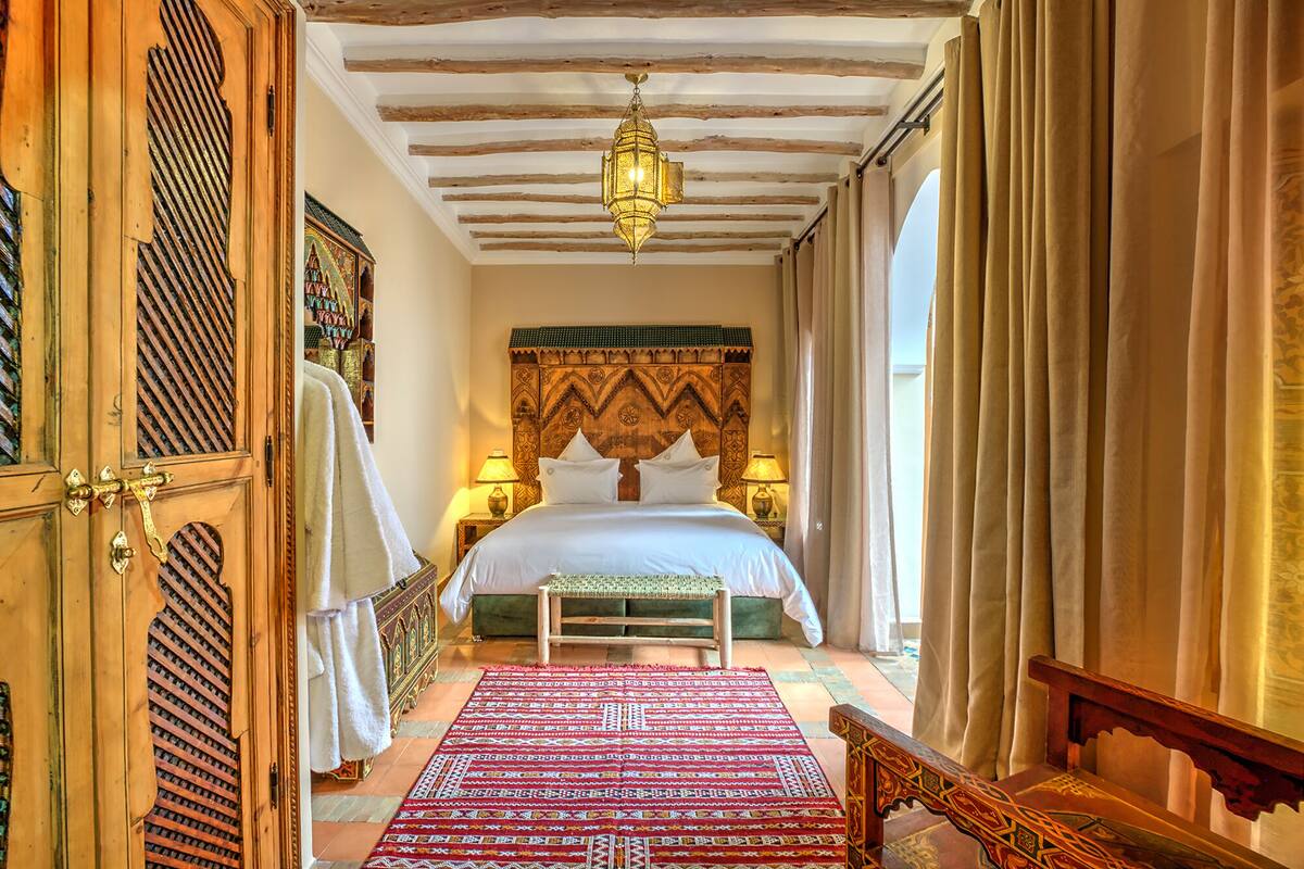 Chambre supérieure | Coffre-fort, accès au Wi-Fi (inclus)