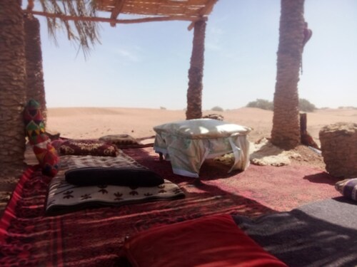 Bivouac Beauté du désert Camping hiking trips 