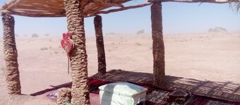 Bivouac Beauté du désert Camping hiking trips 