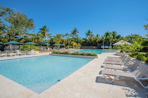 Udendørs pool
