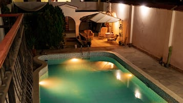 Außenpool, geöffnet von 09:00 Uhr bis 21:00 Uhr, Cabañas (kostenlos)