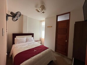 Laptop workspace, free WiFi, bed sheets