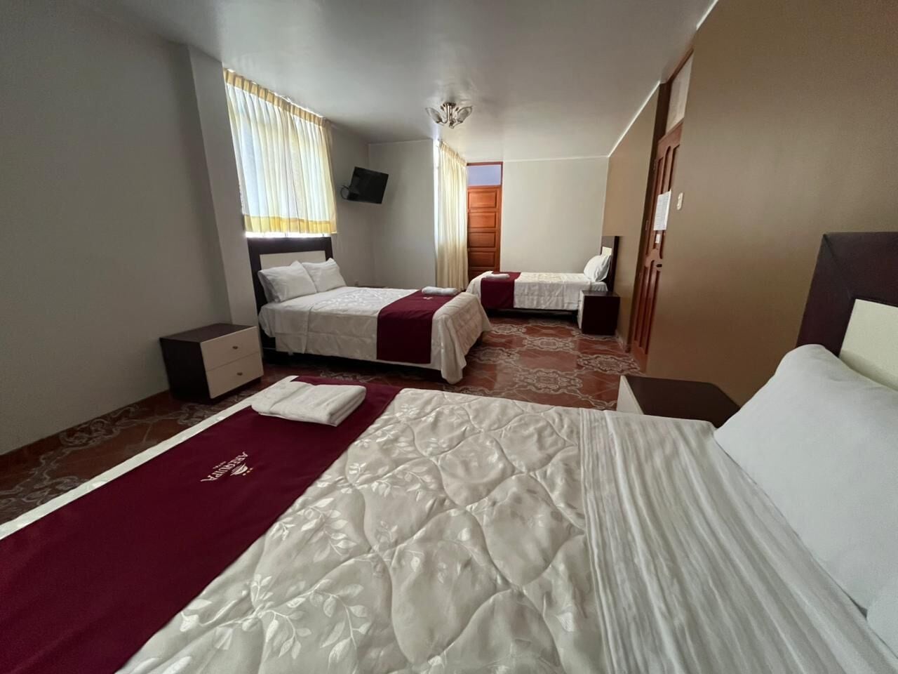 Family Triple Room | Laptop workspace, free WiFi, bed sheets