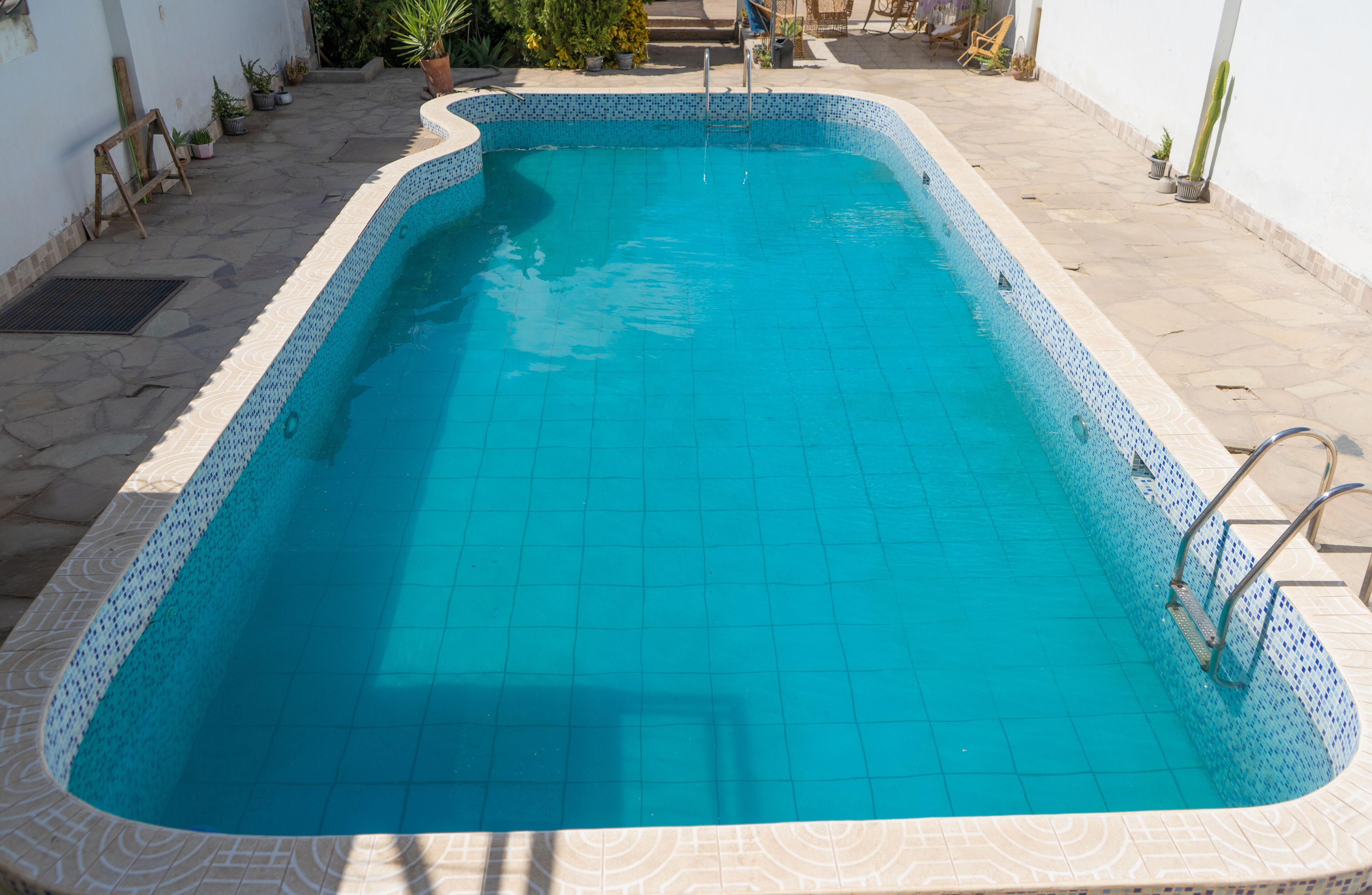 Outdoor pool, open 9:00 AM to 9:00 PM, free cabanas, sun loungers