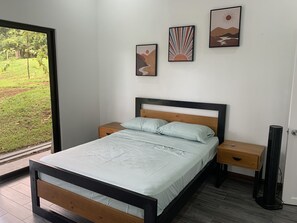 2 Schlafzimmer, Schreibtisch, kostenloses WLAN, Bettwäsche