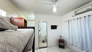 Superior Room | Free WiFi, bed sheets - Pousada Verde mar (Ubatuba)