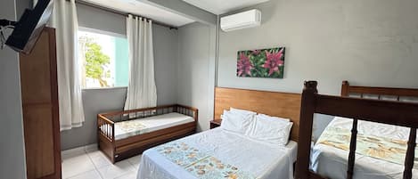 プレミアム ルーム | WiFi (無料)、ベッドシーツ