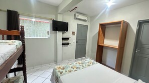 Wifi gratis y ropa de cama 