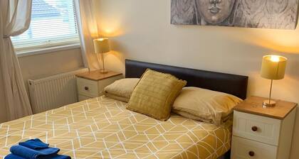 2 BED SELF CATERING APARTMENT
