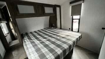 2 chambres, fer et planche Ă repasser, Wi-Fi, draps fournis