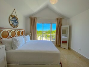 1 soverom, safe på rommet, strykejern/-brett og wi-fi (inkludert)