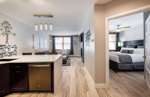 1 chambre, fer et planche à repasser, Wi-Fi, draps fournis